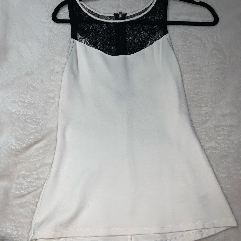 Express lace top XS